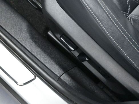 Used 2023 Mitsubishi Outlander SEL image 14