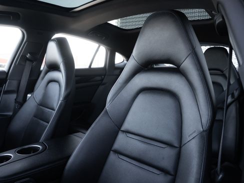 Used 2020 Porsche Panamera 4S image 26