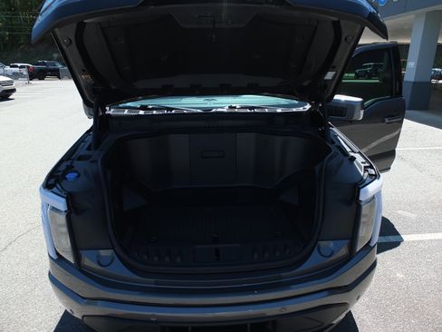 Used 2023 Ford F150 Lightning Platinum AWD/4WD image 12