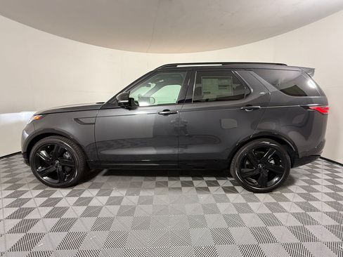 New 2026 Land Rover Discovery Limited Edition AWD/4WD image 2