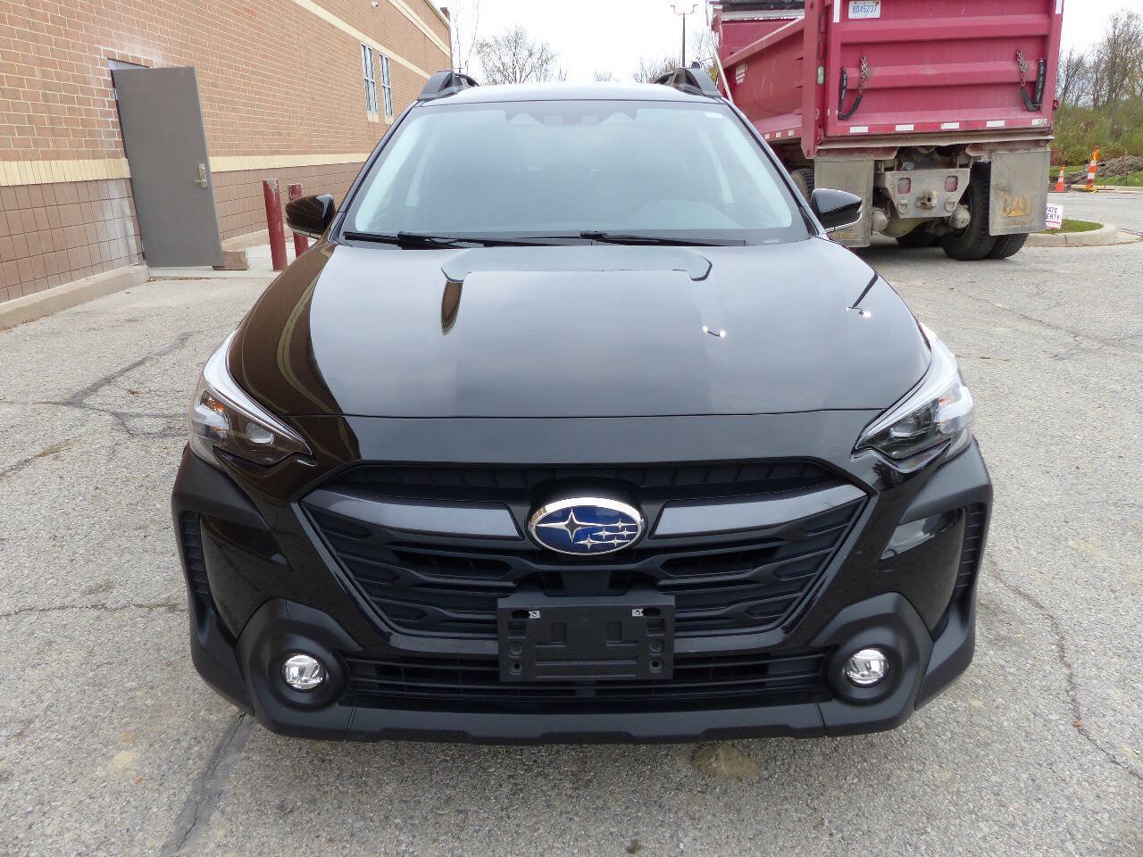 Used 2023 Subaru Outback Premium AWD/4WD image 14