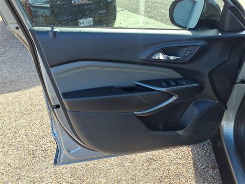 New 2026 Chevrolet Trax ACTIV w/ Driver Confidence Package image 17