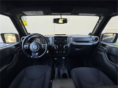 Used 2014 Jeep Wrangler Unlimited Sport w/ Quick Order Package 24S AWD/4WD image 13