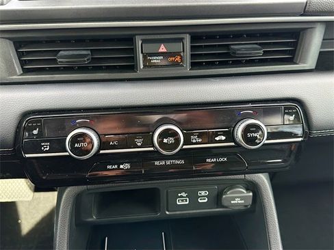 Used 2024 Honda Pilot EX-L image 34