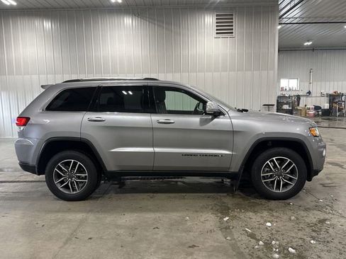 Used 2021 Jeep Grand Cherokee Limited image 5