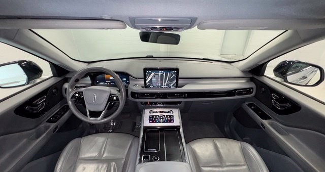 Used 2020 Lincoln Aviator Reserve w/ Equipment Group 201A AWD/4WD image 19
