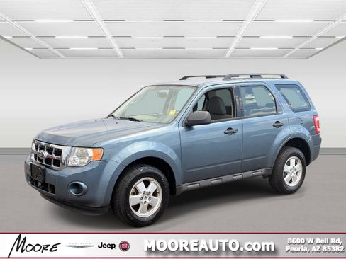 Used 2012 Ford Escape XLS FWD image 1