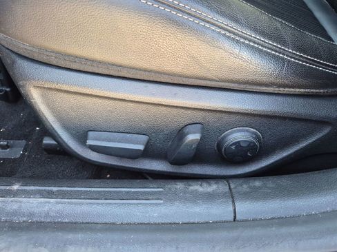 Used 2022 Genesis G70 2.0T w/ Prestige Package image 12