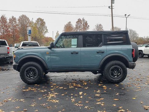 Used 2022 Ford Bronco Badlands image 8