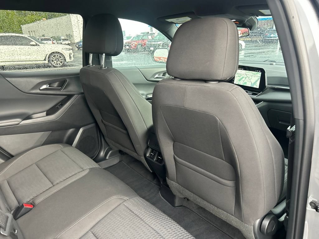 Used 2026 Chevrolet Equinox LT AWD/4WD image 37