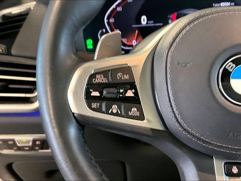 Used 2019 BMW X5 xDrive40i w/ M Sport Package AWD/4WD image 22