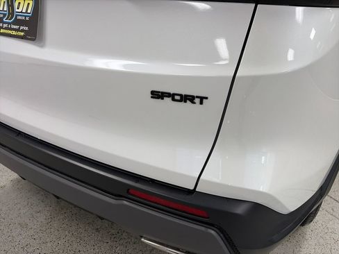 Used 2024 Honda CR-V Sport image 6