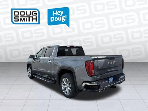 Used 2020 GMC Sierra 1500 SLT w/ Driver Alert Package I AWD/4WD image 30