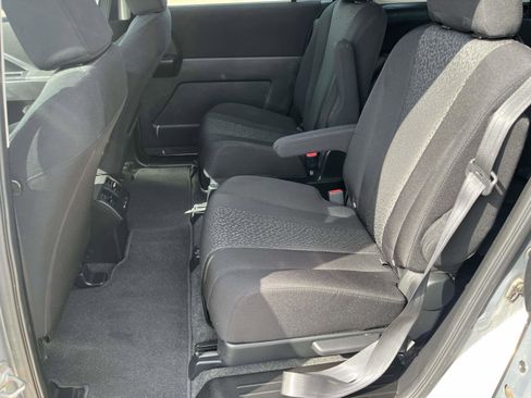 Used 2012 MAZDA MAZDA5 Sport FWD image 7