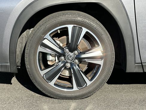 Used 2021 Lexus UX 200 w/ Accessory Package (Z2) image 26