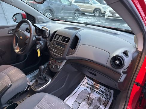 Used 2012 Chevrolet Sonic LS image 27