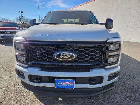 New 2026 Ford F250 Lariat w/ Black Appearance Package image 3