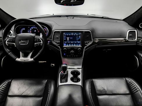 Used 2018 Jeep Grand Cherokee Trackhawk image 32