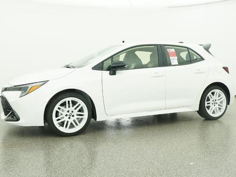 New 2026 Toyota Corolla SE image 7