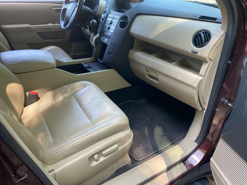 Used 2011 Honda Pilot EX-L image 25