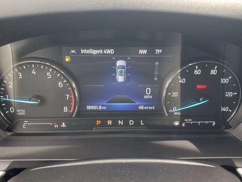 Used 2023 Ford Explorer XLT w/ Equipment Group 202A AWD/4WD image 12