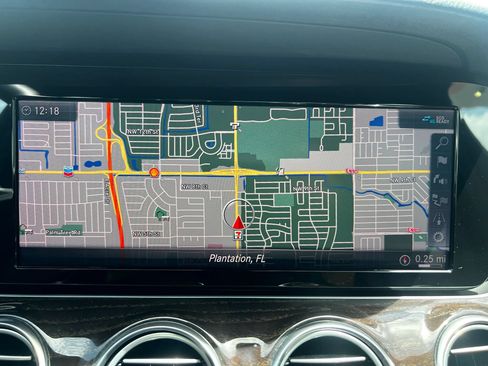 Used 2019 Mercedes-Benz E 450 4MATIC Sedan w/ Premium Package image 39