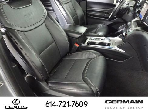 Used 2020 Ford Explorer ST image 30