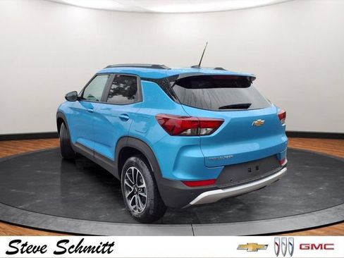 New 2026 Chevrolet TrailBlazer LT w/ Convenience Package FWD image 3
