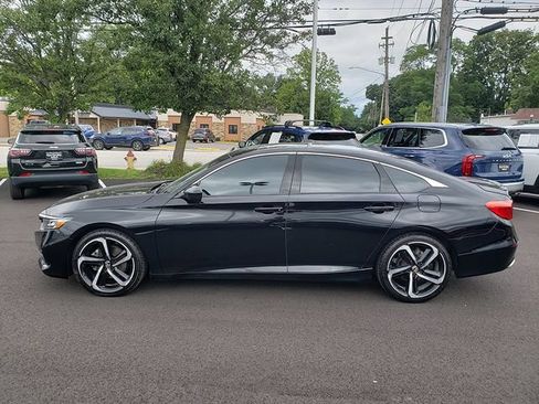 Used 2022 Honda Accord Sport image 3