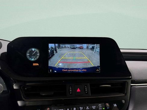 Used 2023 Lexus ES 350 image 16