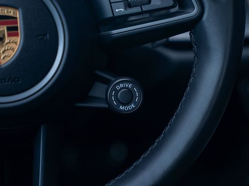 Certified 2020 Porsche 911 Carrera S image 9