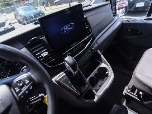 Used 2023 Ford Transit 350 XLT RWD image 18