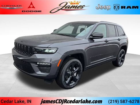 New 2025 Jeep Grand Cherokee Limited w/ Black Appearance Package AWD/4WD image 1