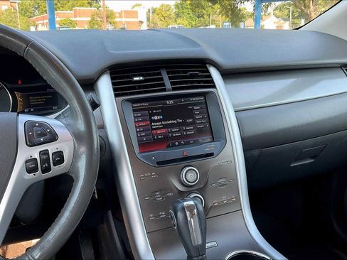 Used 2013 Ford Edge SEL image 6