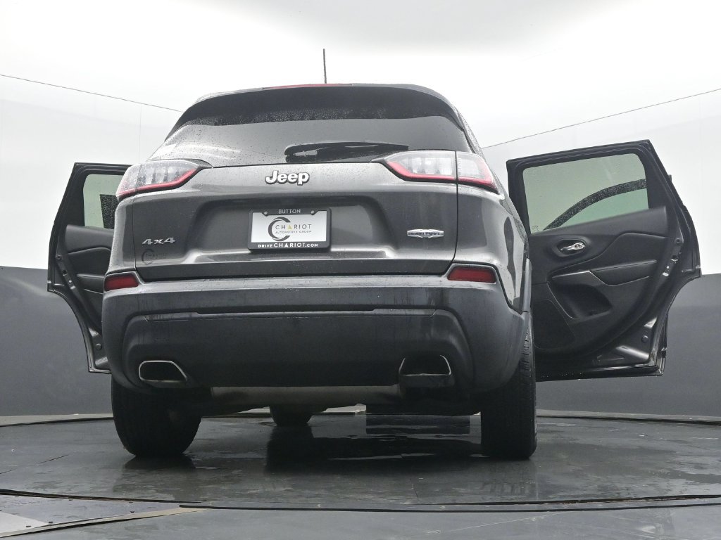 Used 2019 Jeep Cherokee Latitude Plus w/ Comfort/Convenience Group AWD/4WD image 62