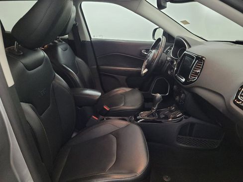 Used 2019 Jeep Compass Limited w/ Safety & Security Group AWD/4WD image 21