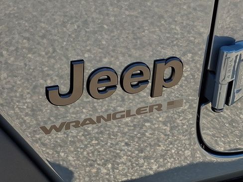 Certified 2025 Jeep Wrangler Unlimited Sport AWD/4WD image 30