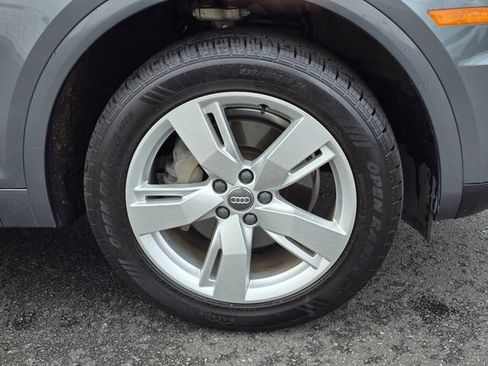 Used 2018 Audi Q5 2.0T Premium Plus w/ Premium Plus Package AWD/4WD image 11
