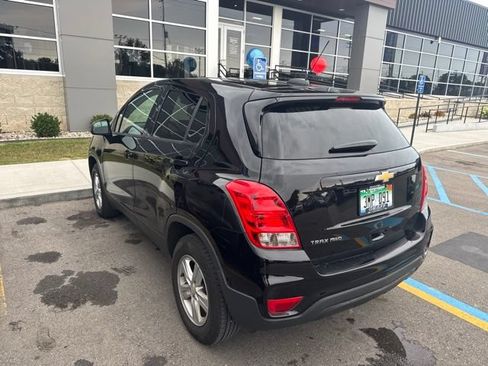 Used 2020 Chevrolet Trax LS w/ Tint and Cruise Package AWD/4WD image 6