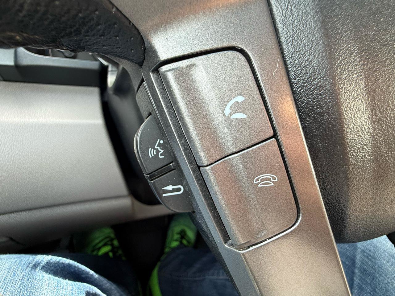 Used 2011 Honda Odyssey EX-L image 32