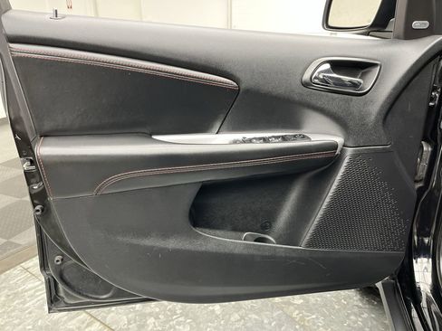 Used 2019 Dodge Journey GT AWD/4WD image 6