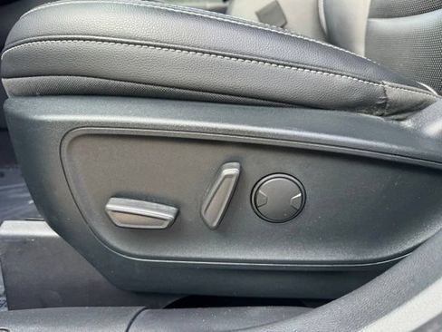 Used 2020 Ford Escape SEL AWD/4WD image 13