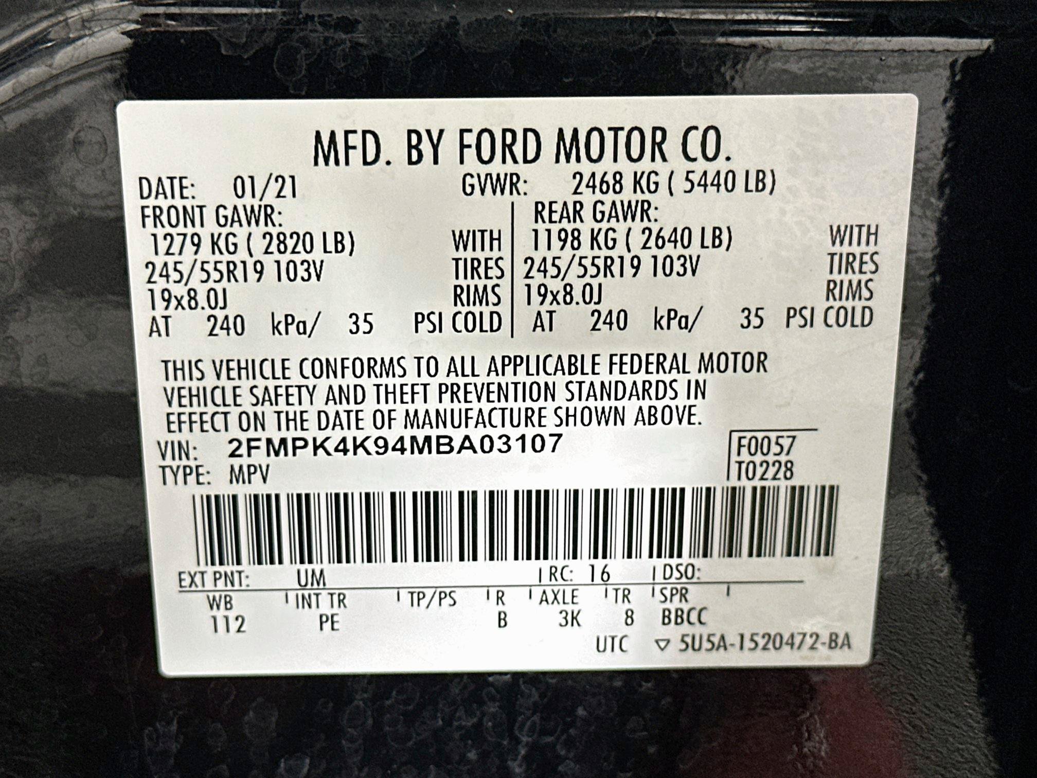 Used 2021 Ford Edge Titanium w/ Equipment Group 301A AWD/4WD image 12