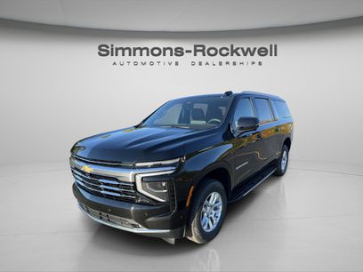 New 2026 Chevrolet Suburban LT w/ Comfort Package