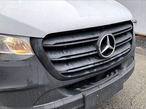 Used 2023 Mercedes-Benz Sprinter 2500 image 26