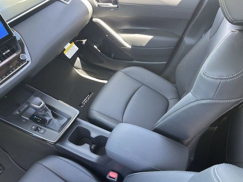 New 2026 Toyota Corolla Cross XLE FWD image 20