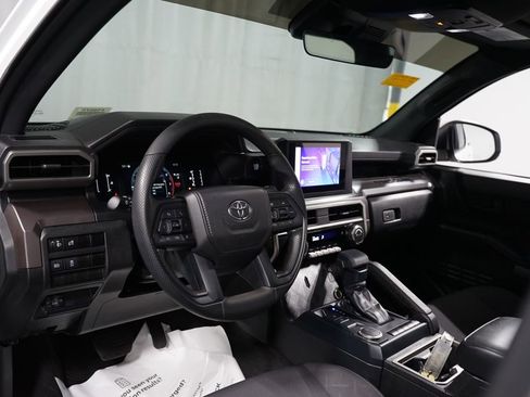 Certified 2024 Toyota Tacoma SR5 image 12