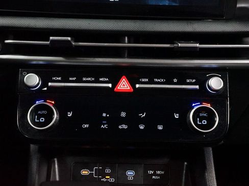 Used 2026 Hyundai Santa Cruz SEL FWD image 19