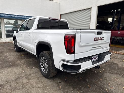 Used 2023 GMC Sierra 1500 AT4 w/ AT4 Preferred Package image 3