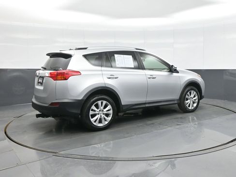 Used 2015 Toyota RAV4 Limited image 7